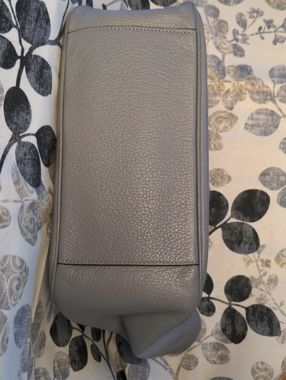 Stylish Coach Shoulder Bag - Picture 6 of 6